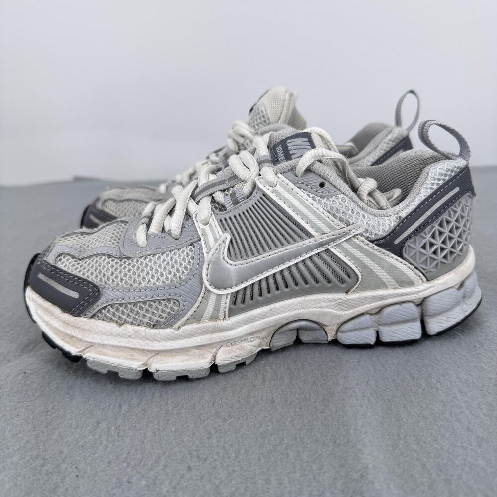 Nike Zoom Vomero 5 GS Sneakers HF6998-002 Youth 1.5Y Pure Platinum Lifestyle